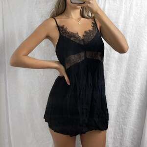 Oscar-st Black Lace Mini Slip Dress Y2K Vintage Style LBD